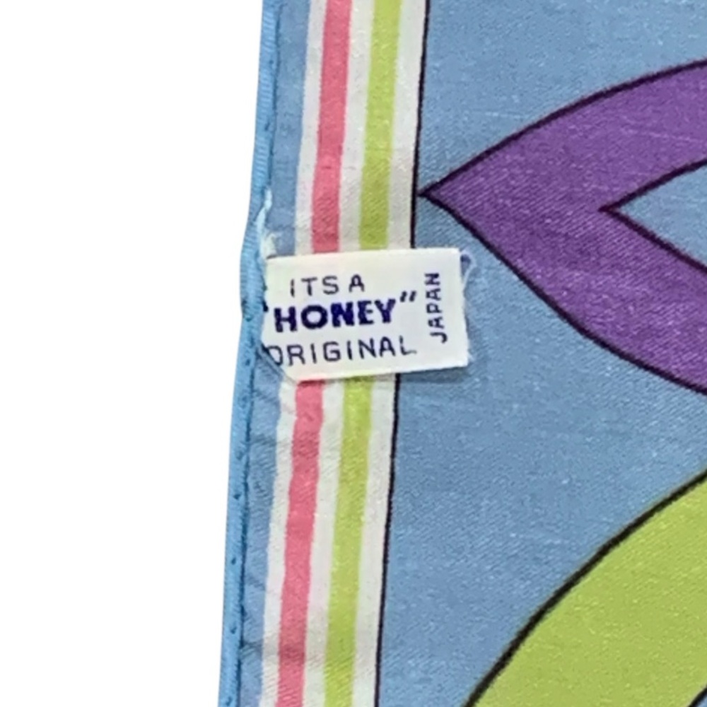 Vintage ITS A “HONEY” ORIGINAL Graphic Floral Scarf - Picture 13 of 15